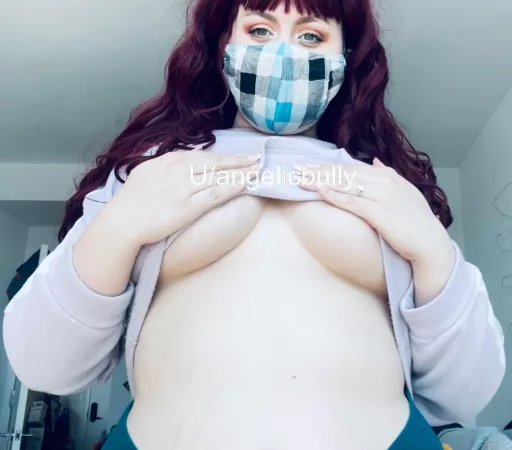 😇 by Angelicbully