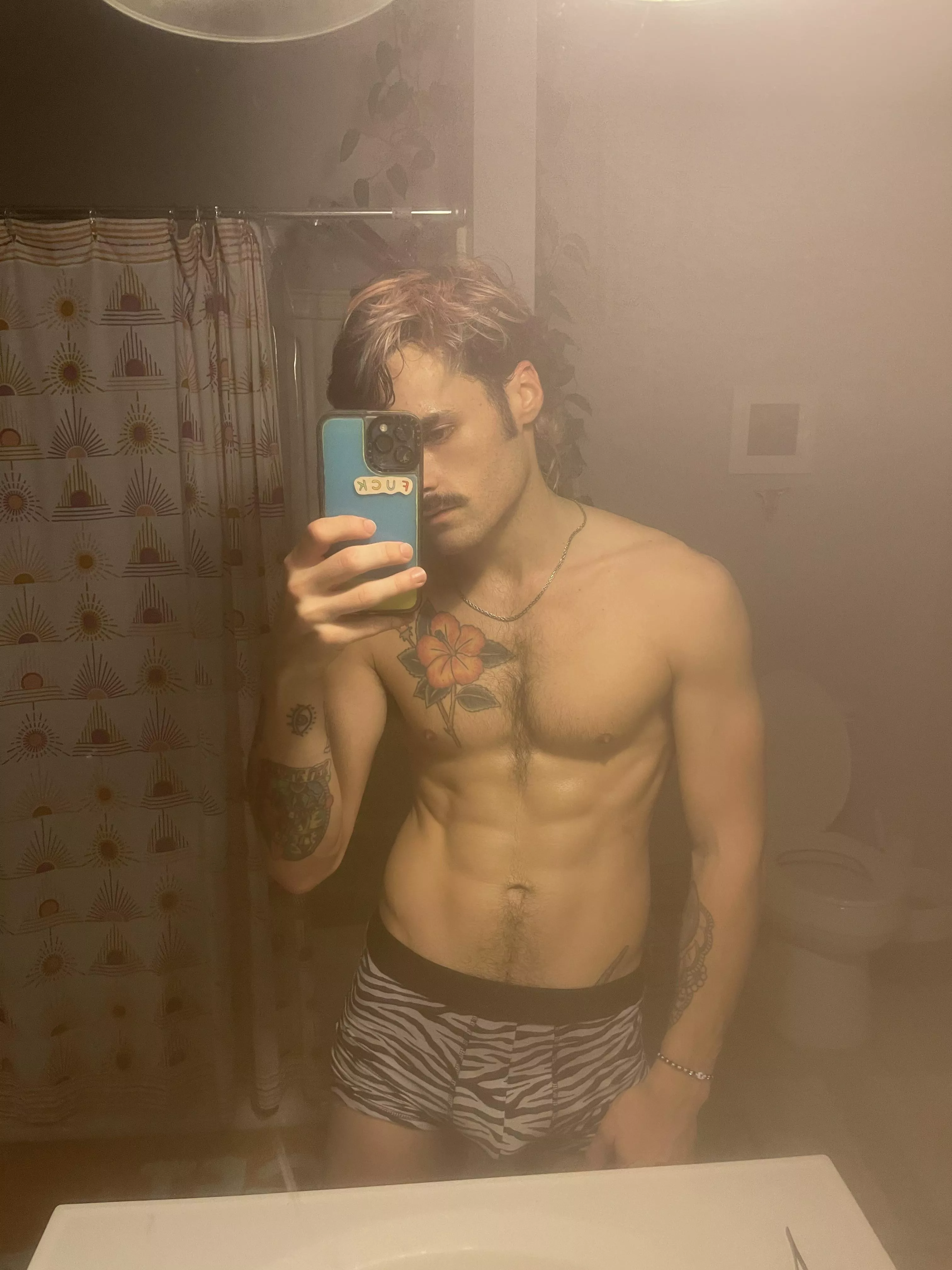 🦓💋 posted by bongriptony