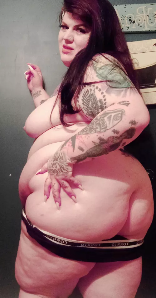 💋🧁🐷💘🌟 by narcotixxx666