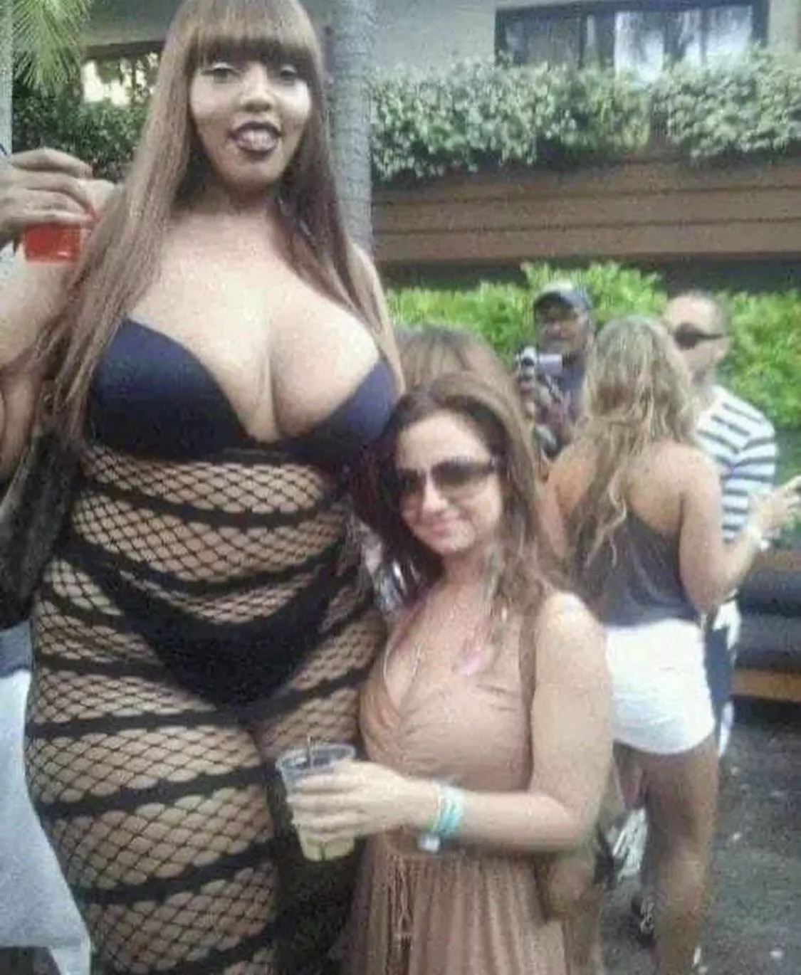 😳 posted by subter8