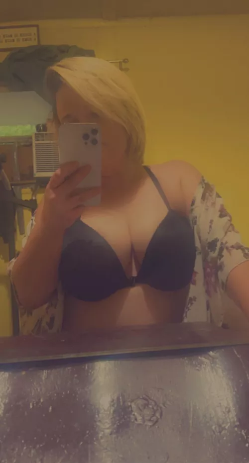 👅 by OkAttitude4012