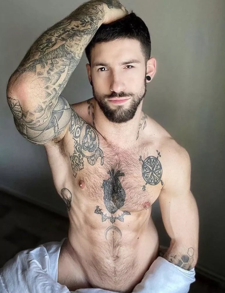 ☕️ posted by Artsybitch216