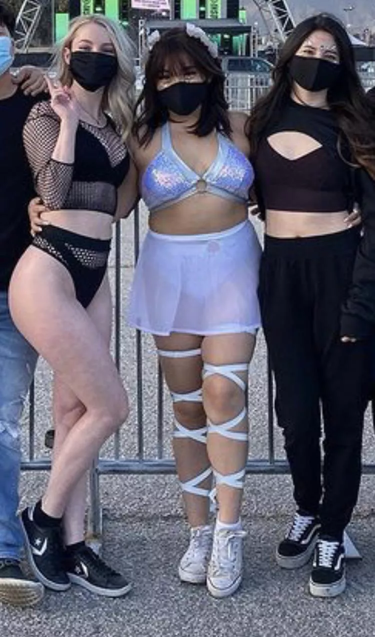 🤤🤤🤤 posted by B1GRED10