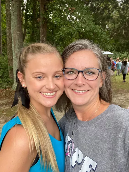 💙🤍🤓 by ganggang89882