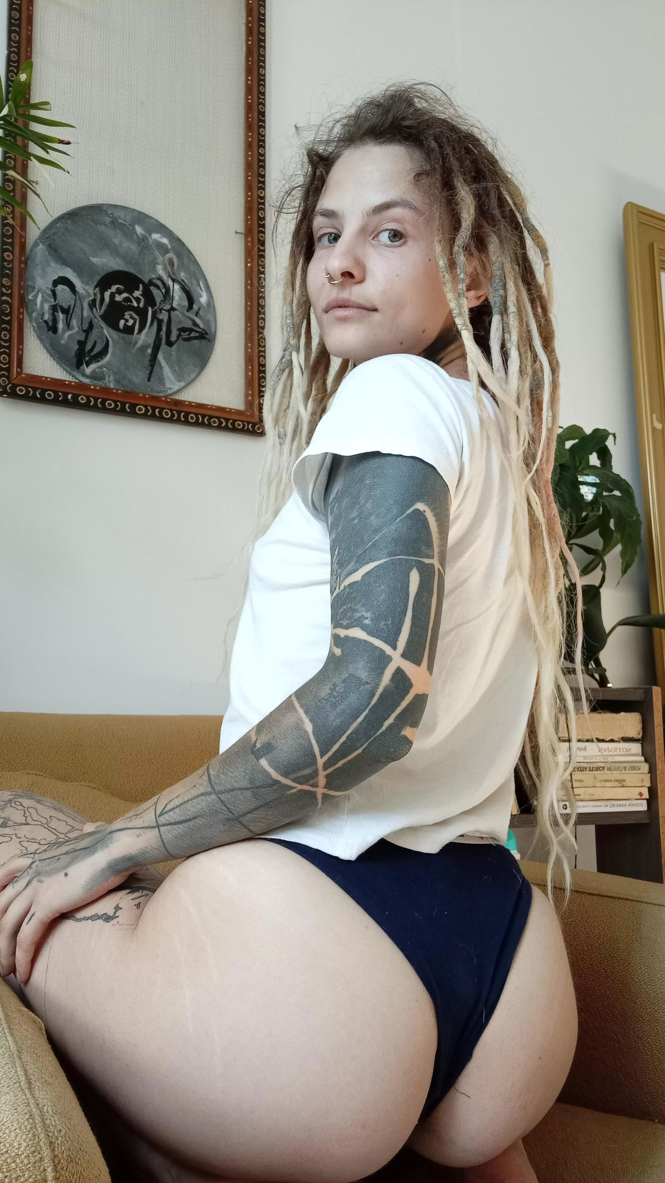 🤑🤑🤑 posted by milaxmnsn