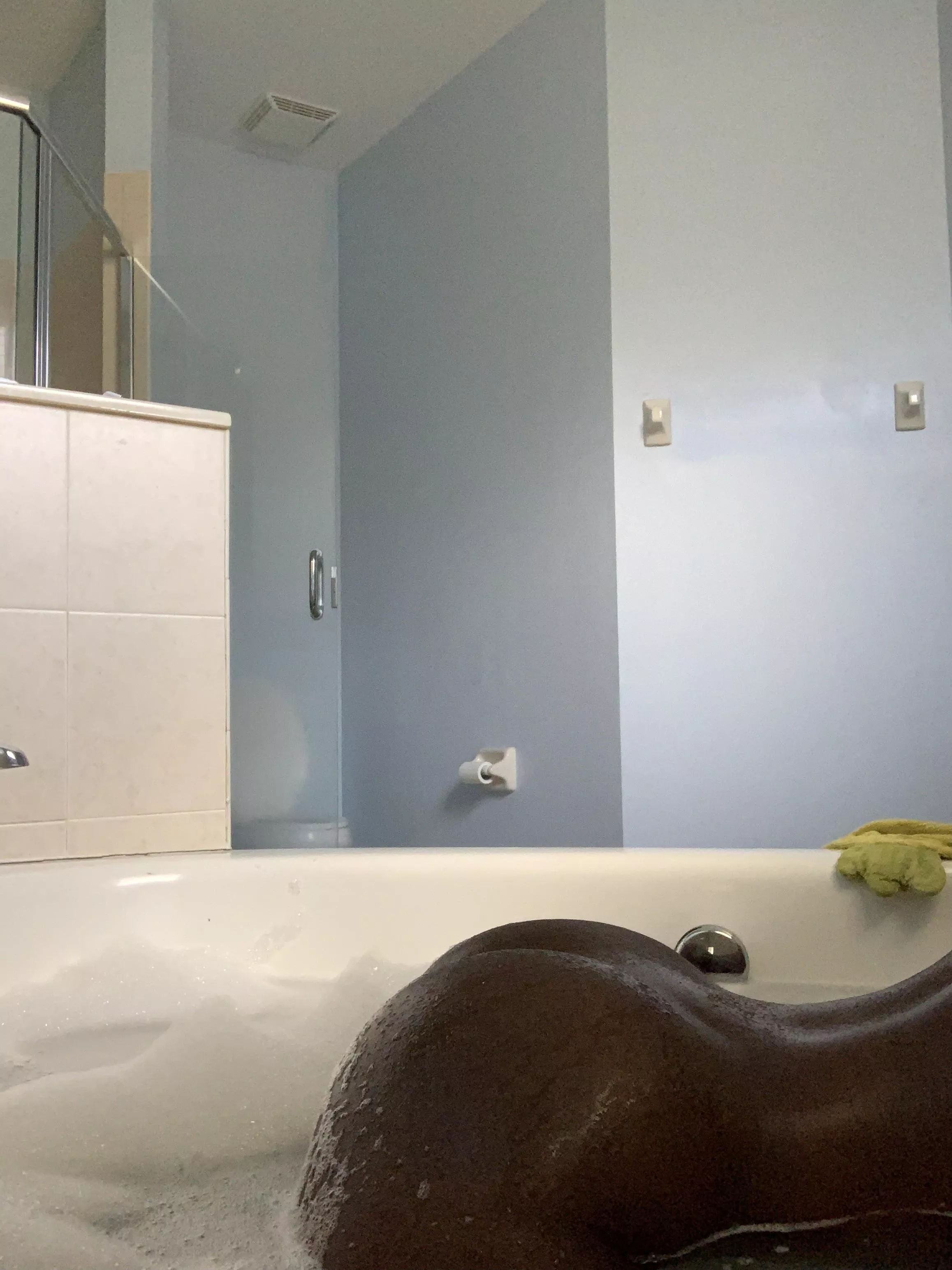 🌙✨ posted by Current-Studio-7935