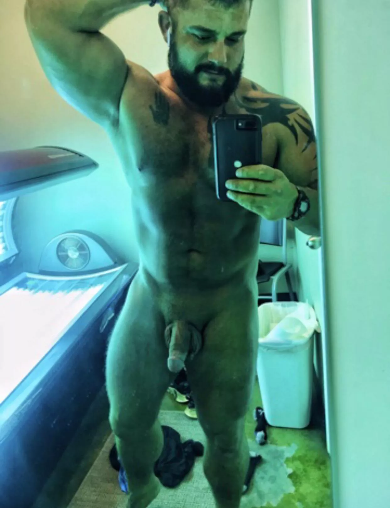 💦💦 posted by BoredAndIgnored2021