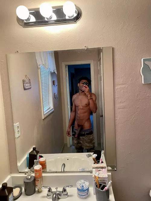 😏 by Global_Persimmon