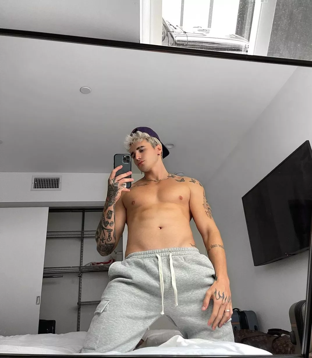 💜 posted by bistomasto