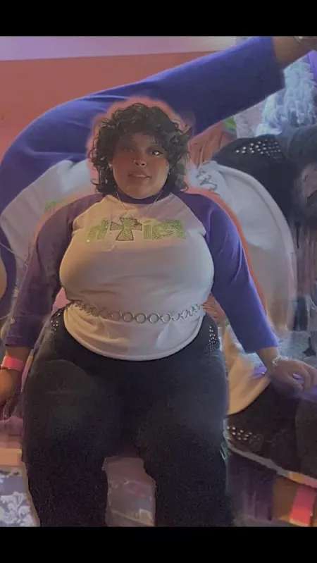 😏😏 by Rosesloveurheart4560