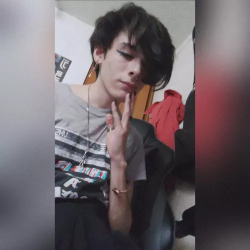 🖤🥺 by ElGatoMoreno