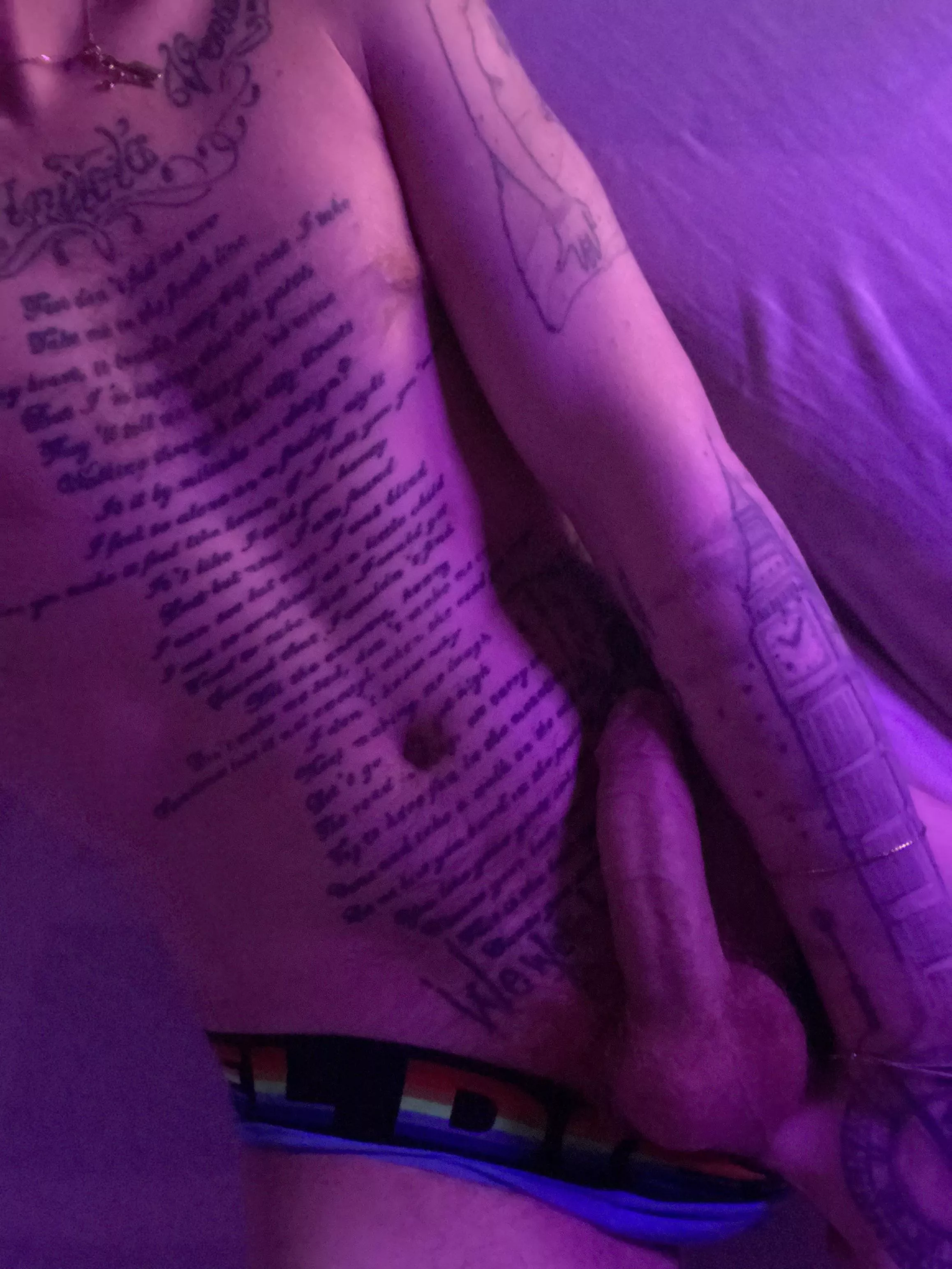 😈🍆 posted by therealdamm