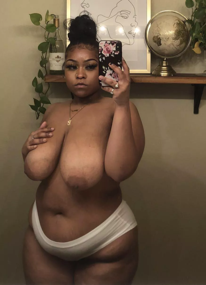 🍼🍼🍼🍼 posted by sweetslutsav