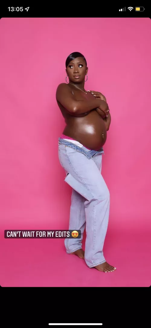 😍 by AloneConstruction780