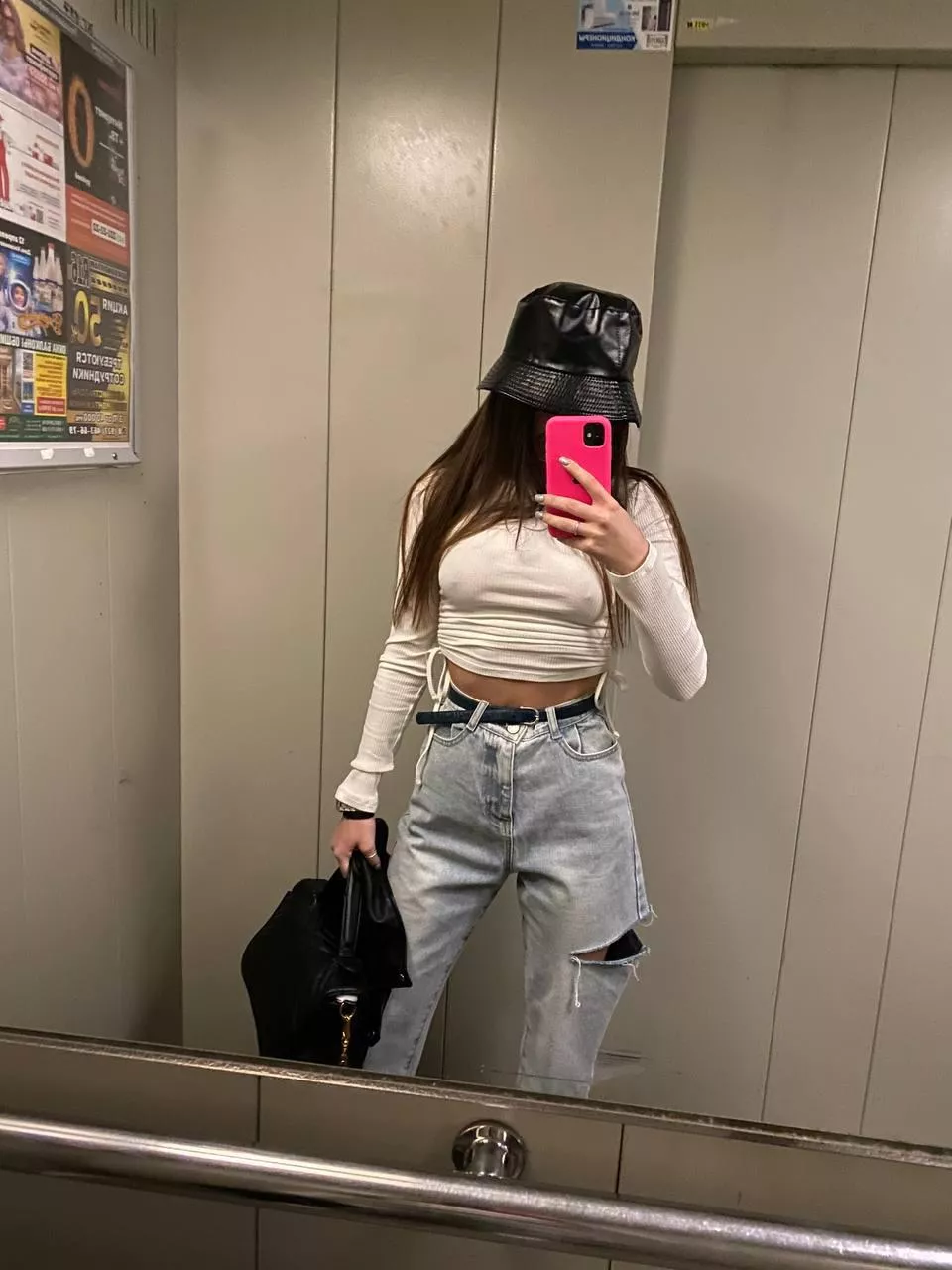 🥝 posted by urlilbarbii