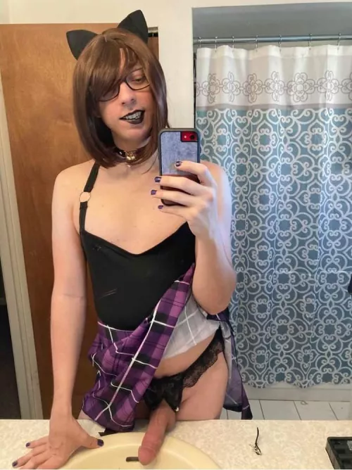 😈🖤 by whiteboi_ziggie