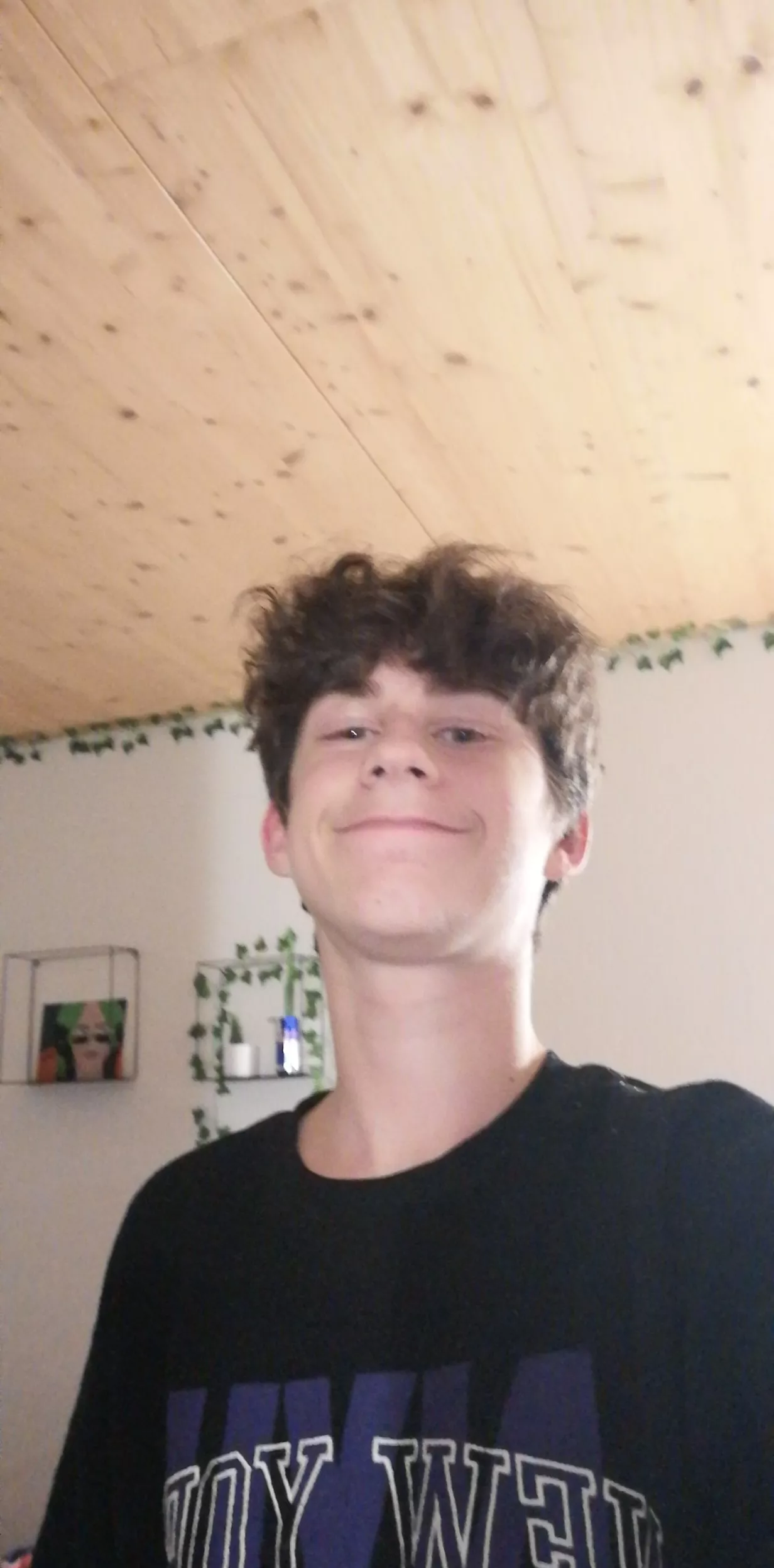 🤠 posted by bottom322