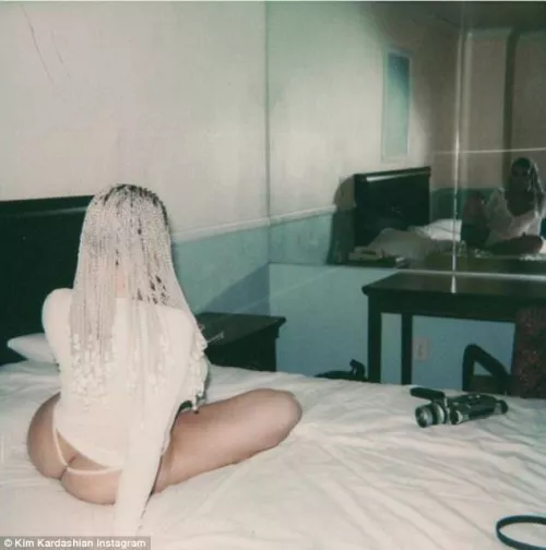 🌫 by petergriffinisashit