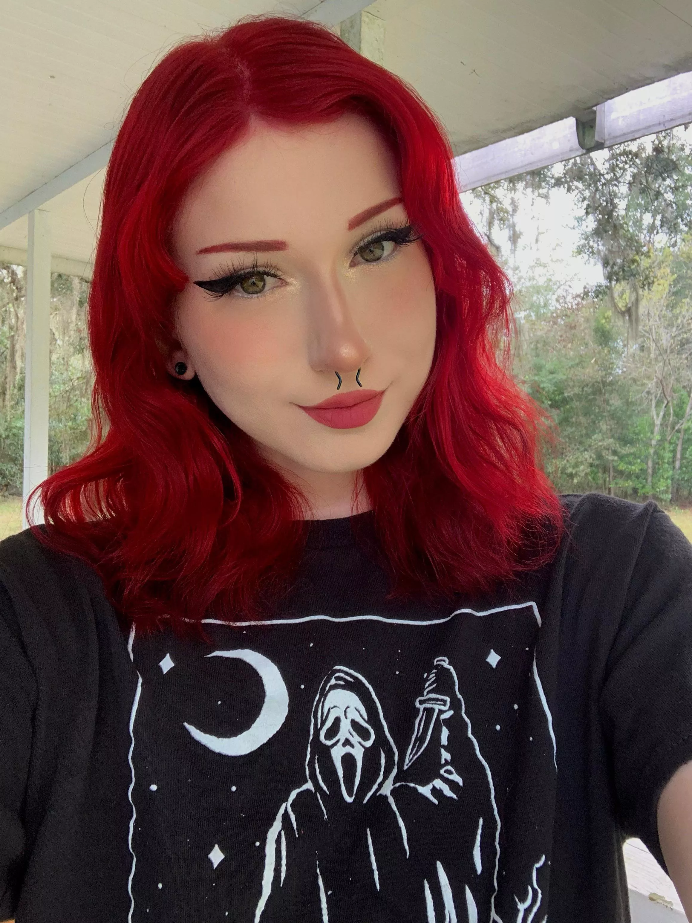 🧚‍♀️🍒 posted by peachylilfairie