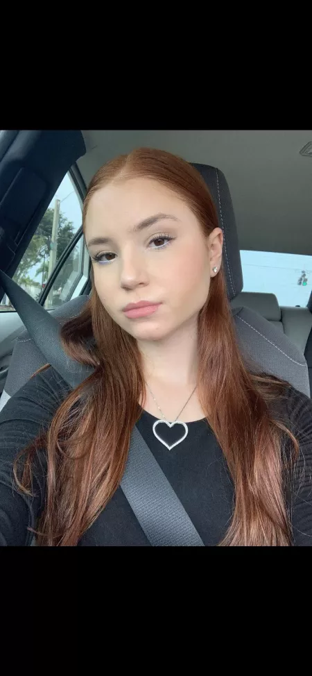 ♥️ by Ufsrvjhdtdg