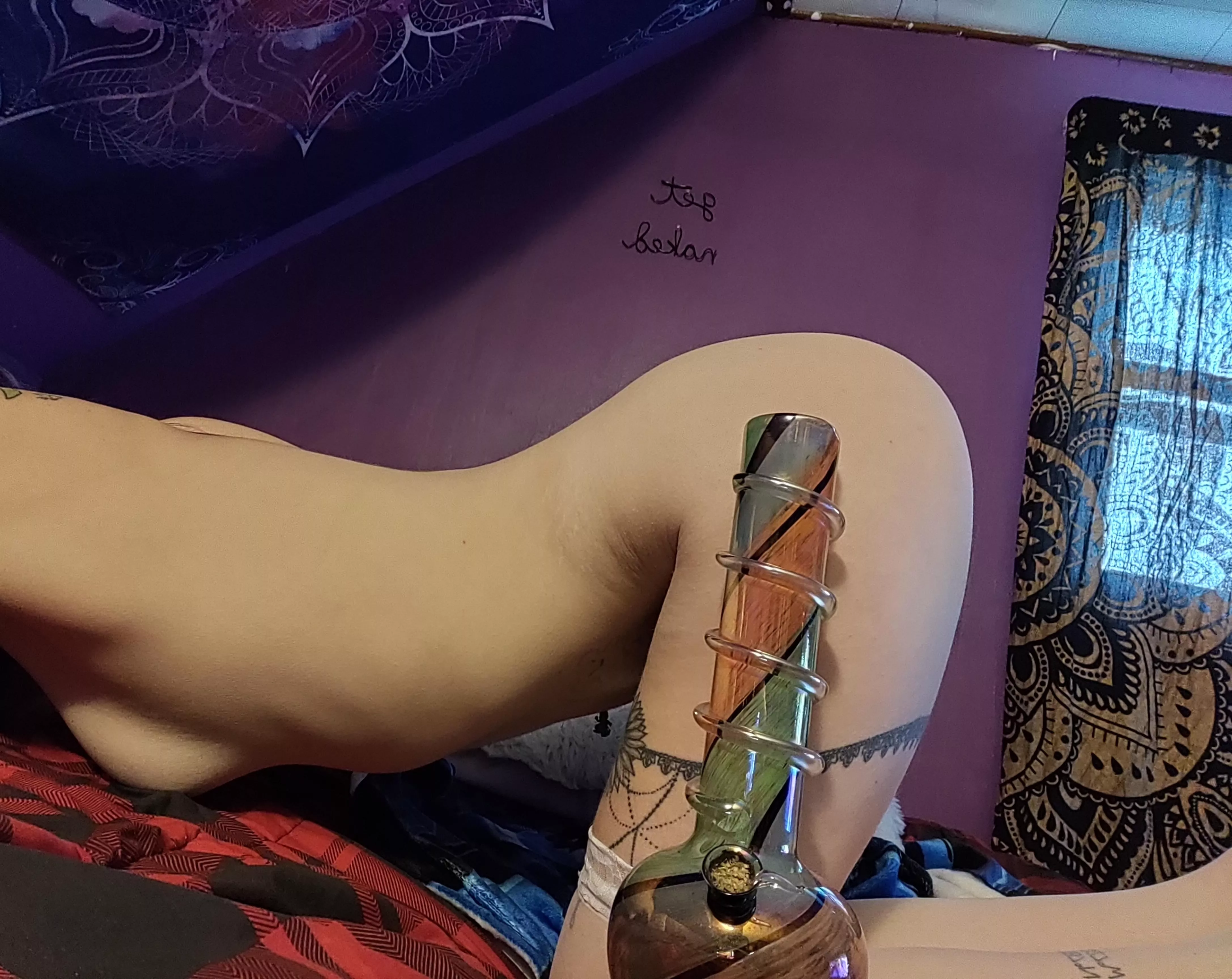 😈💚 posted by ameliaxrosex