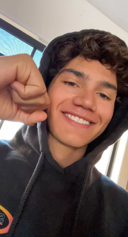 😁😁 by sklyv219