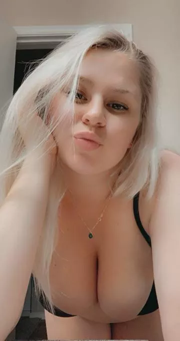 :) posted by ccgiggles1