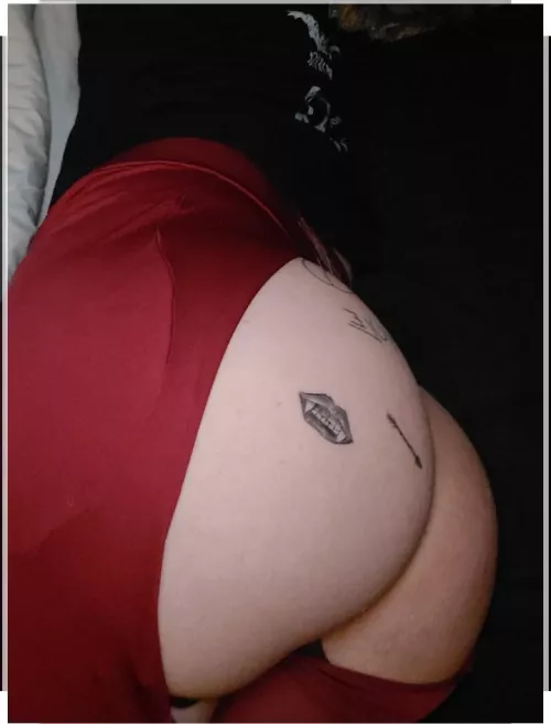 🍑 by Character-Key-6199