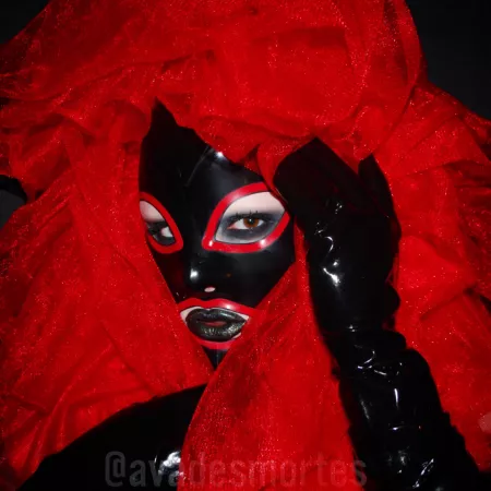 ❤️ by avadesmortes