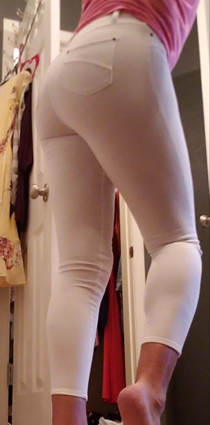 💋 posted by AnthonyP2310