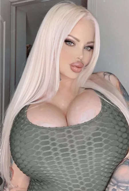 🤤😍😍 by bostonguy978420