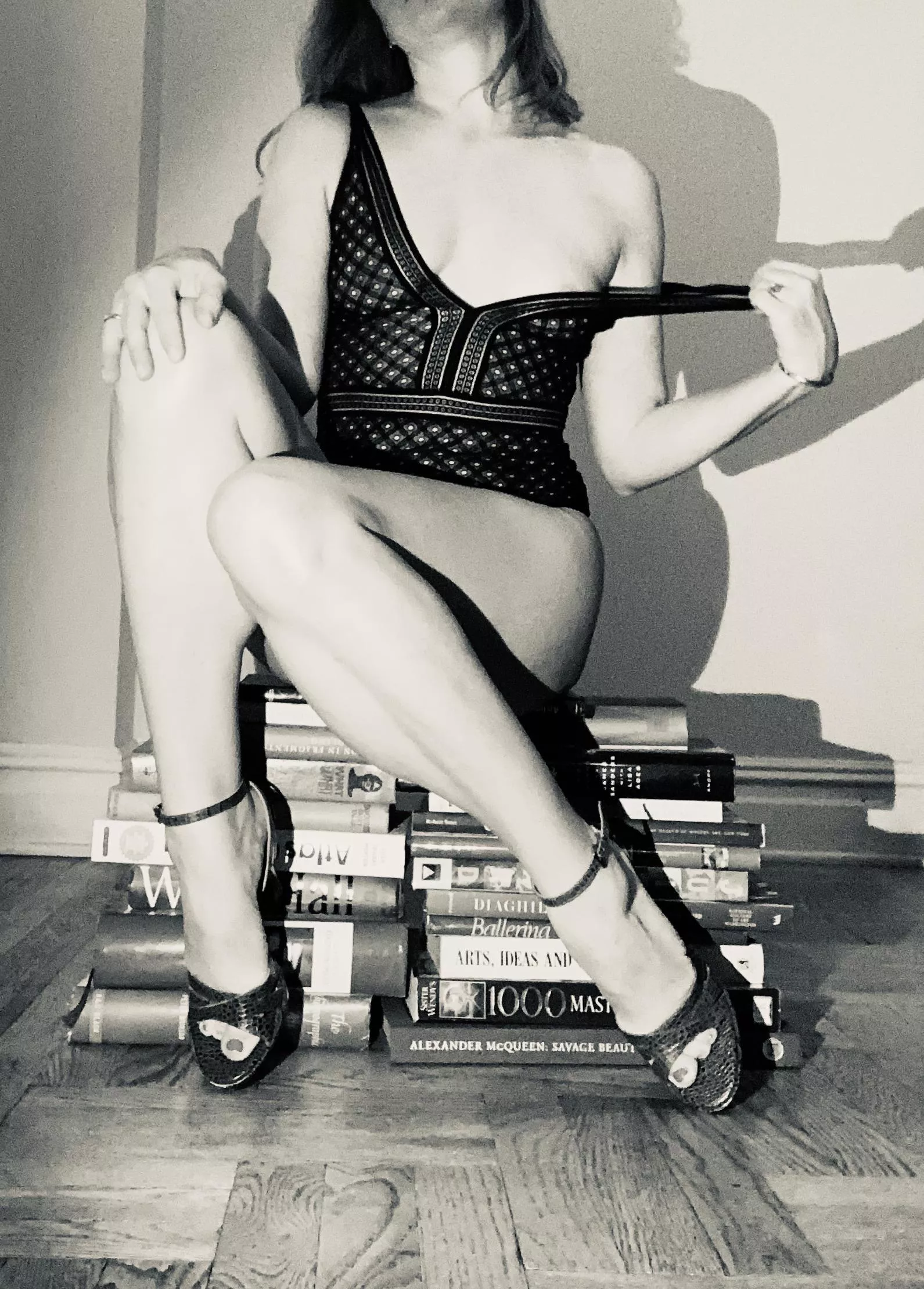 096 Books notable for illustrations posted by [deleted]