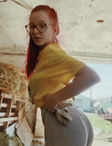 1. Add my snap @bgone_badd 2. Send 🔥 emoji 3. Get a surprise 😀 I actually send 😜 by bgonebad