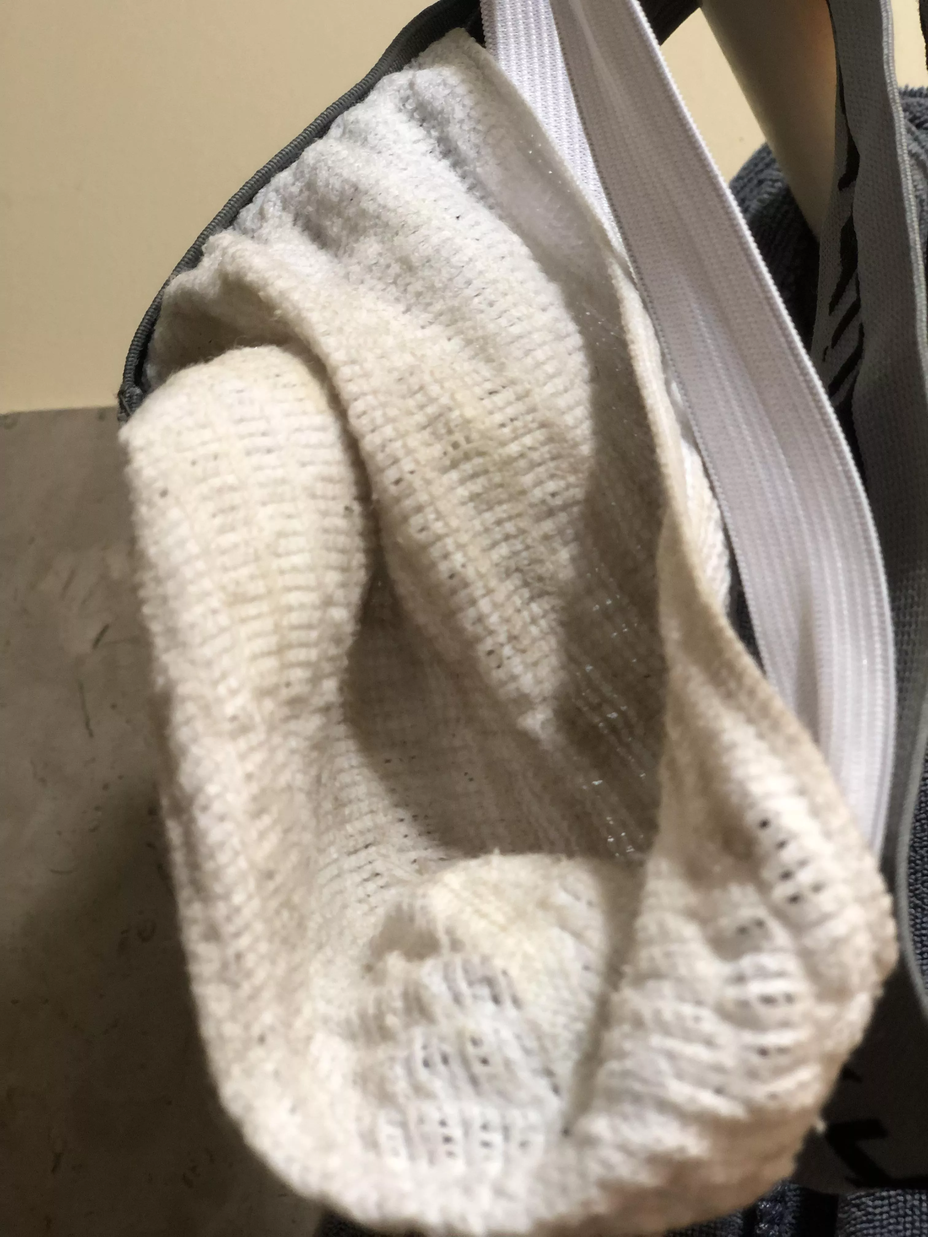 1 gym day down, 13 more to go! Another musky ripe jock in the making 💪🏽😈🔥 posted by JasperSantos