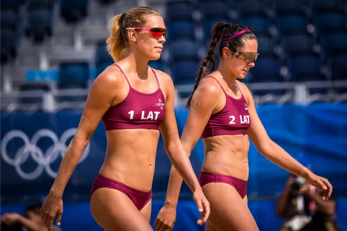 1 nip, 2 nip by 1orangetiger