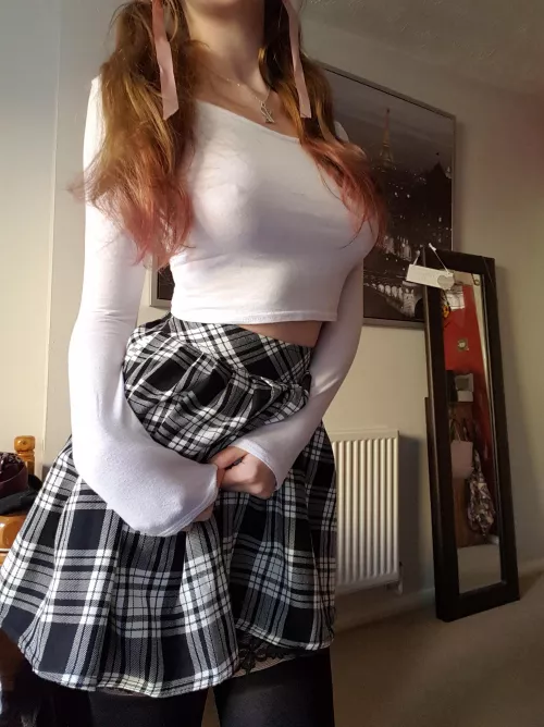 1 Up:vo:te = 10 nudes and 2 videos in the dm instantly🥰 by elliyaof