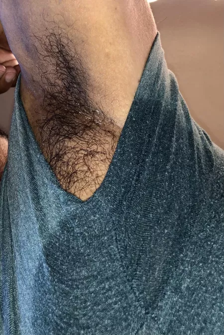 10 days no air conditioning. No shower. No deo. Daily runs. 100 deg. Same shirt every day. Any takers? 👃👅 by Sochaw