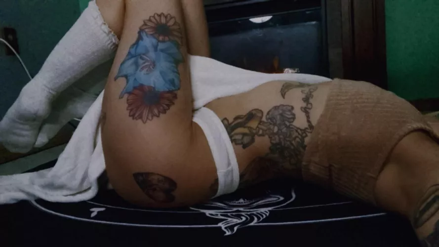 10% discount on my OF. Come have fun by DavinaHel