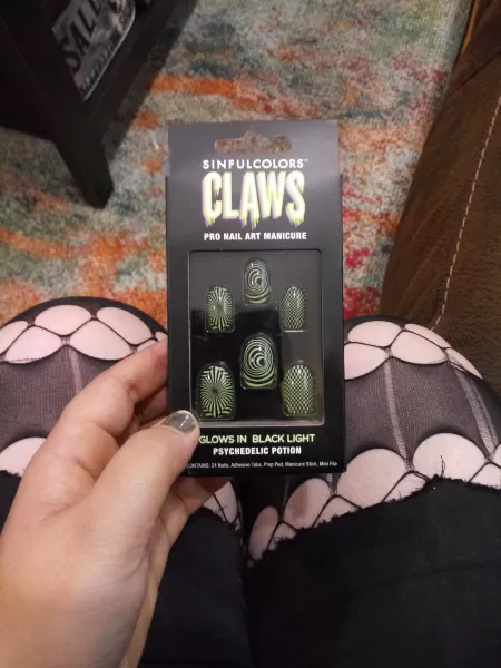 10 Little Spirals To Look At All Day Long 🌪 by Mischievous_goblin