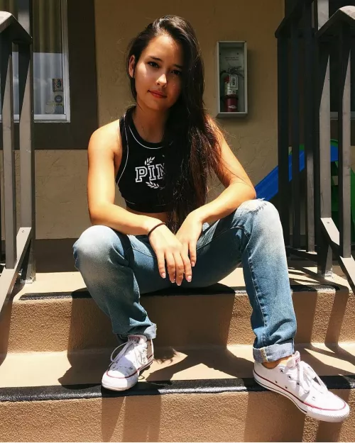 100 likes and I'll post a nude by knocktheblo