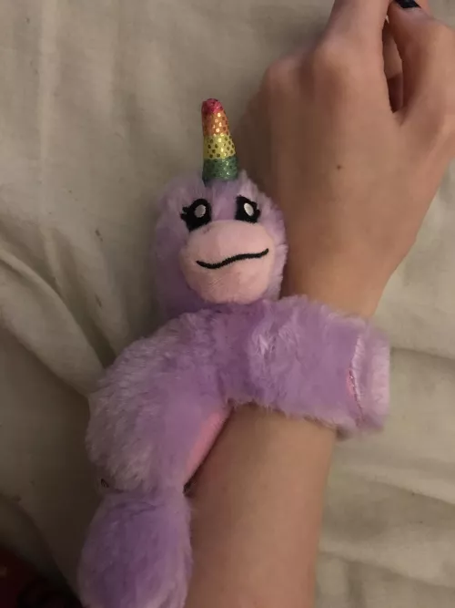 100% recommend. It’s called a Buddy Band by i-ate-the-ether