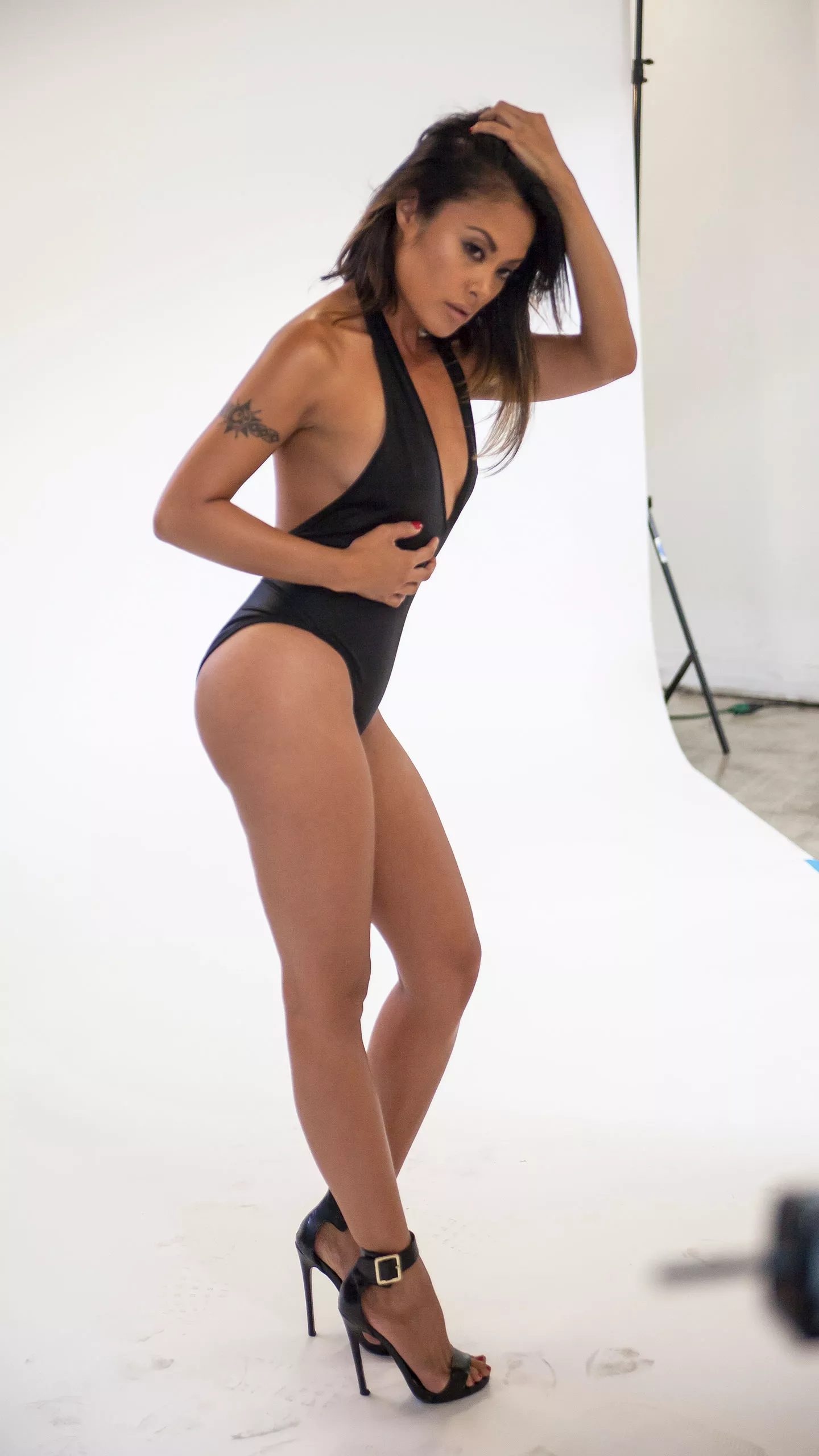 [1440x2560] Kaylani Lei posted by ILoveGarterBelts