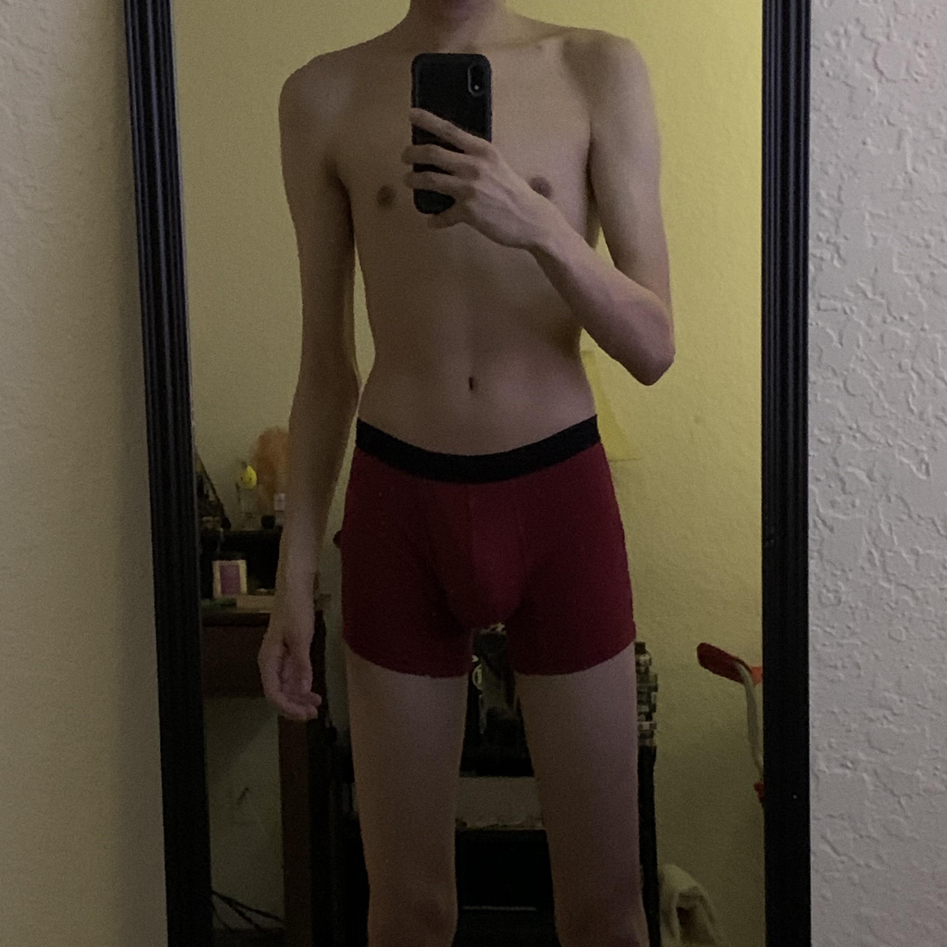 18 and a good boy 🐶 posted by eliok97