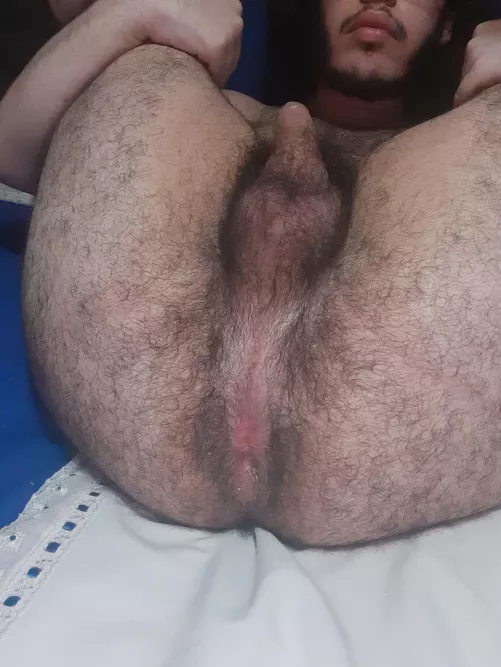 [18] hairy enough? dm me if u like by rian_harper