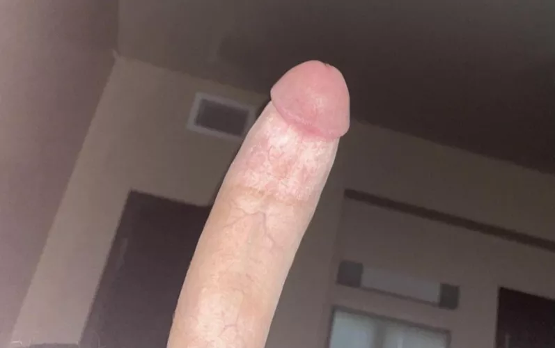 18 Highschool football stud hung w 8”. I am high af and want the most disgusting no limit slaves to Hmu to become my toy by Jhands22