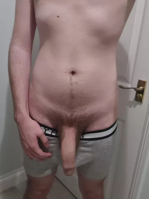 (18) I get a lot of looks in the locker room by cactus_boiii