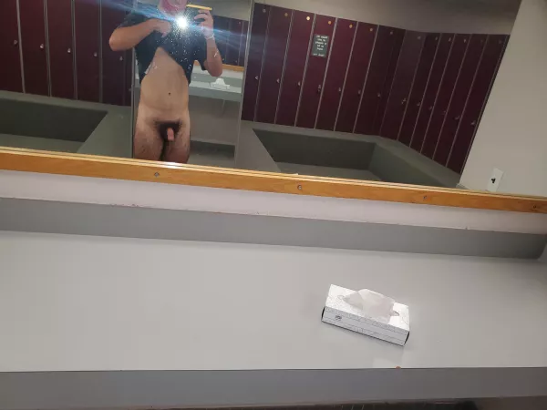 18 I need some help in the locker room 😉 by Sebastian18187