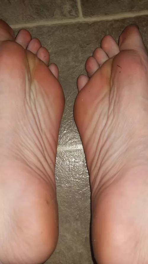 18 looking for a much older daddy by Kaden_ca