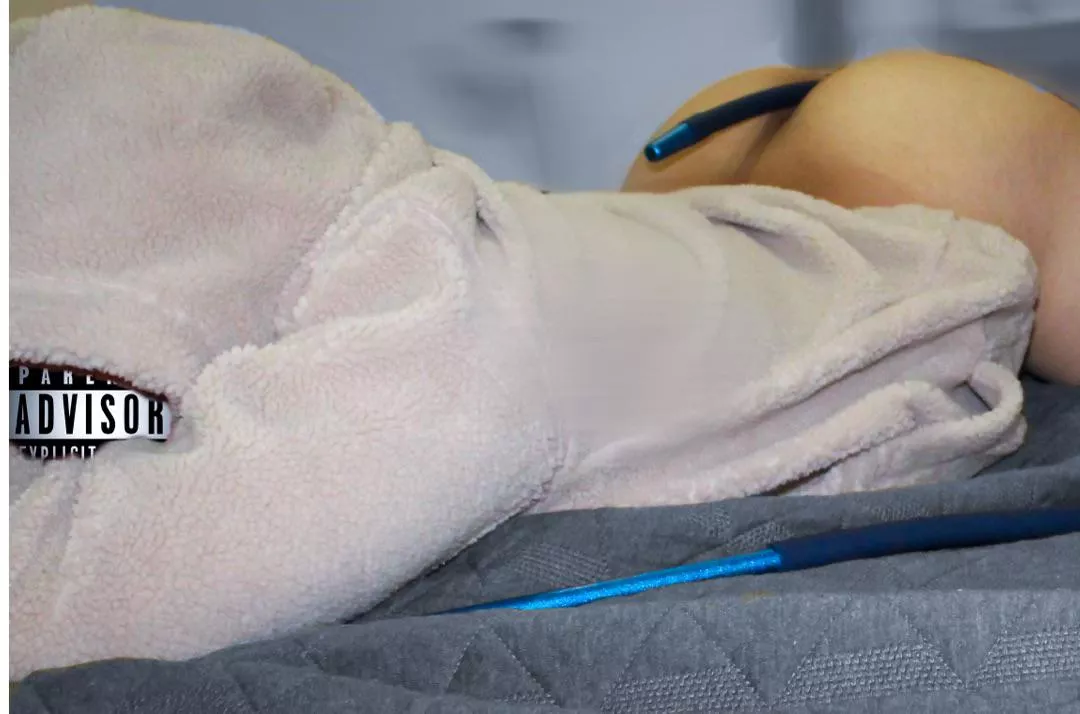 18+ naughty 💙 posted by Business_Night2671