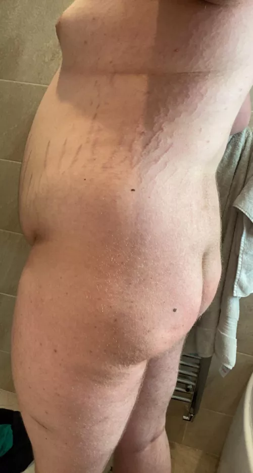 18, recently being told people like my body type?? i’ve never had any luck with women… by jiggyboy1026